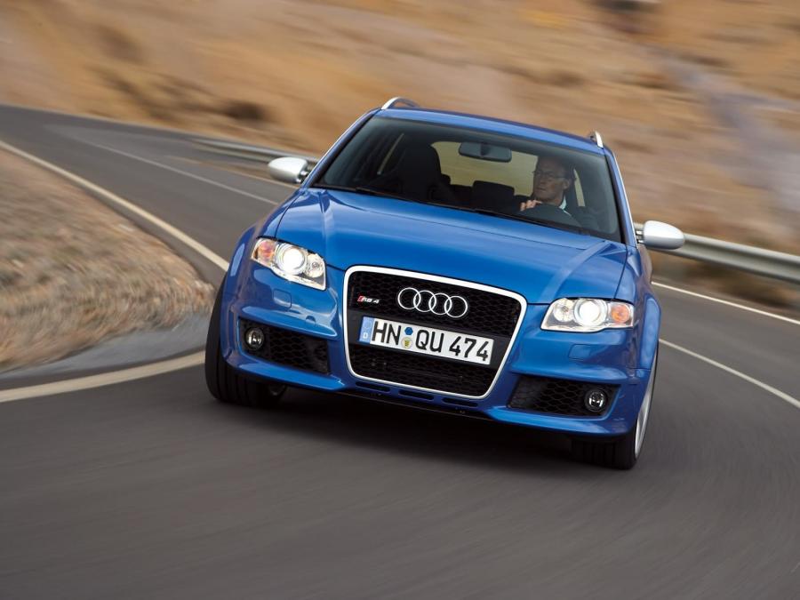  Audi RS4 Avant (B7, 8E) 2006 года  (WW) (фото 43 из 49)